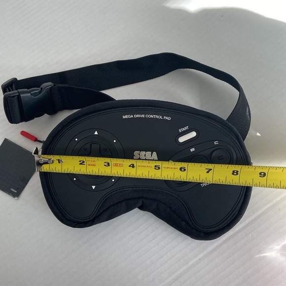 ZARA X SEGA - Mega drive Controller Control Pad Waist Bag - NWT - Picture 8 of 10